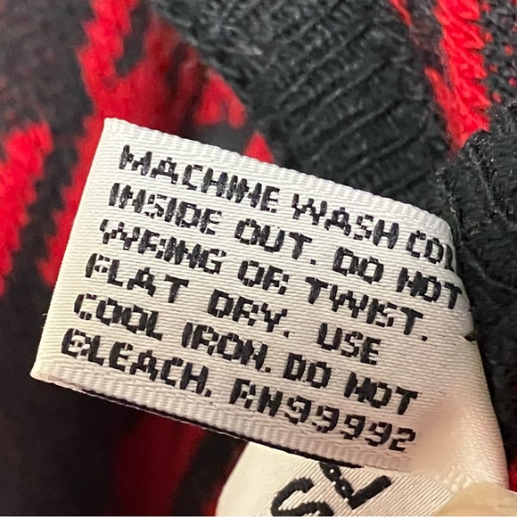 Vintage Karen Lessly Red and Black Button Down Cardigan Sweater - Picture 6 of 7